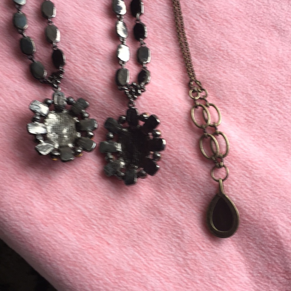 Three necklaces - Picture 3 of 4